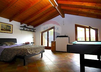 Camera / camera da letto - Villa viale borri
 
343, Varese - foto 21