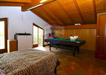 Camera / camera da letto - Villa viale borri
 
343, Varese - foto 22