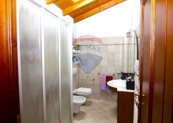 Bagno - Villa viale borri
 
343, Varese - foto 23