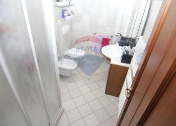 Bagno - Villa viale borri
 
343, Varese - foto 24
