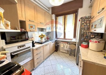 Cucina - Trilocale Via conca d'oro
 
9, Varese - foto 6