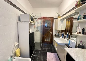 Bagno - Trilocale Via conca d'oro
 
9, Varese - foto 12