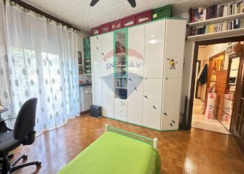 Camera / camera da letto - Trilocale Via conca d'oro
 
9, Varese - foto 14