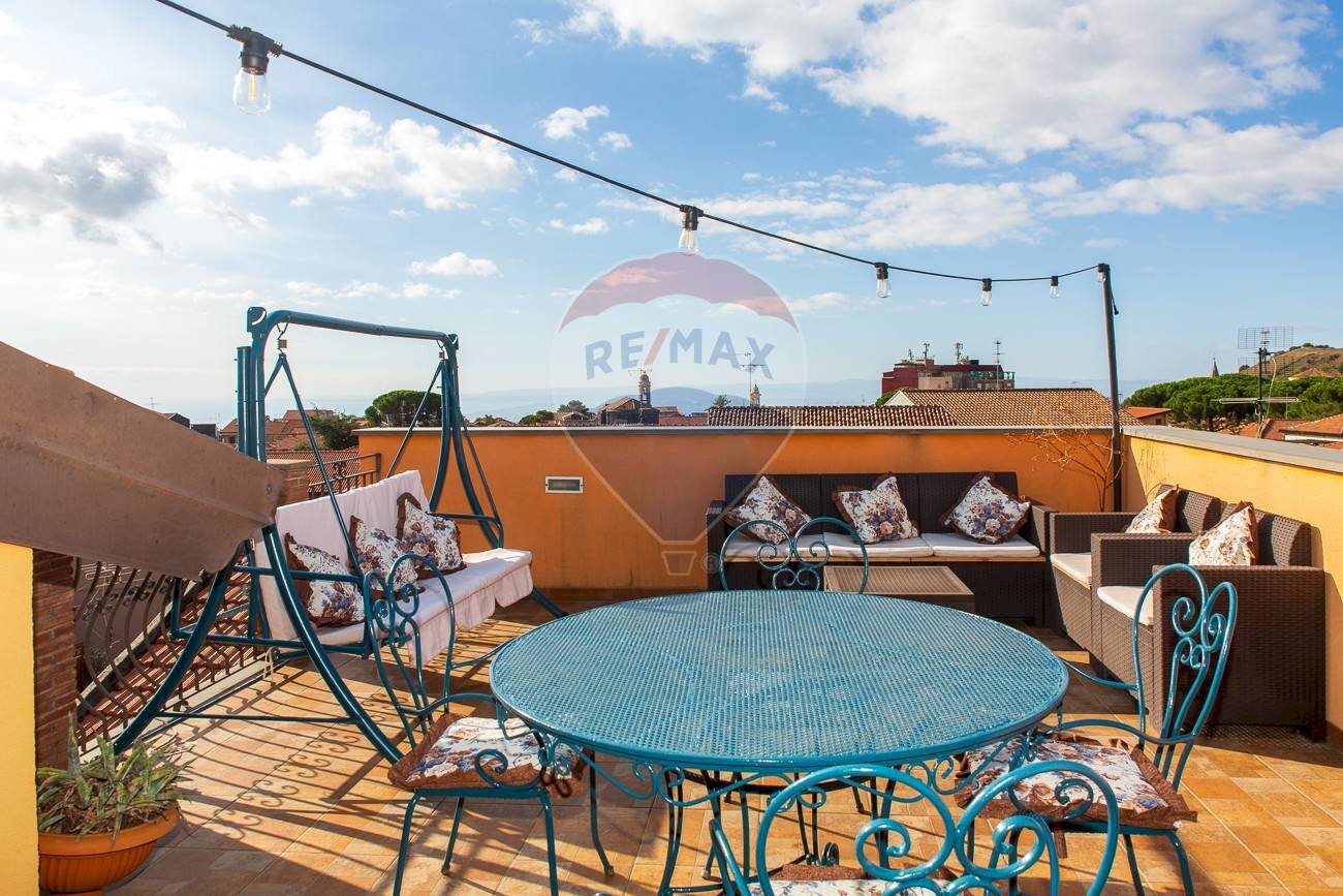 Terrazza - Casa indipendente via Fratelli Gemmellaro
 
71-73, Nicolosi - foto 1