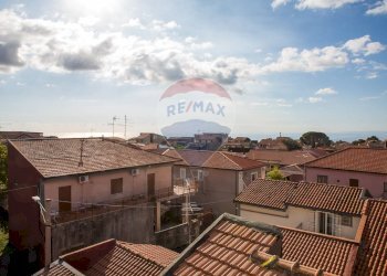 Edificio all\'aperto - Casa indipendente via Fratelli Gemmellaro
 
71-73, Nicolosi - foto 2