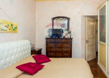 Camera / camera da letto - Casa indipendente via Fratelli Gemmellaro
 
71-73, Nicolosi - foto 11