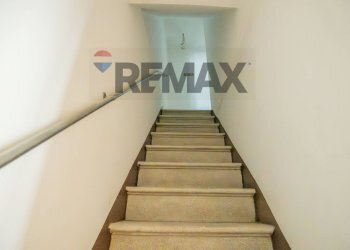 Scale - Casa indipendente Via Di Martino
 
41/43, Caltagirone - foto 17