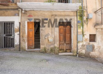 Casa all\'aperto - Casa indipendente Via Di Martino
 
41/43, Caltagirone - foto 22