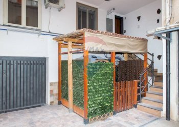 Casa all\'aperto - Quadrilocale Via Abate Ferrara
 
64, Catania - foto 5