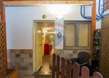 Sala da pranzo - Quadrilocale Via Abate Ferrara
 
64, Catania - foto 6