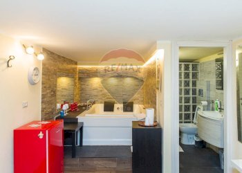 Bagno - Quadrilocale Via Abate Ferrara
 
64, Catania - foto 7