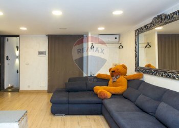 Soggiorno - Quadrilocale Via Abate Ferrara
 
64, Catania - foto 18