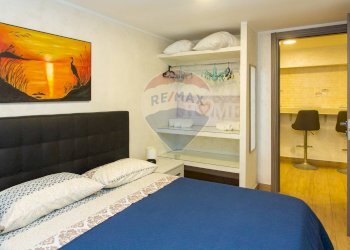 Camera / camera da letto - Quadrilocale Via Abate Ferrara
 
64, Catania - foto 23