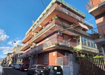 Edificio all\'aperto - Trilocale via Napoli
 
67, Misterbianco - foto 1