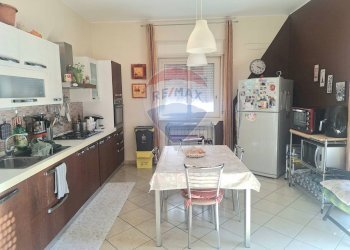 Cucina - Trilocale via Napoli
 
67, Misterbianco - foto 6