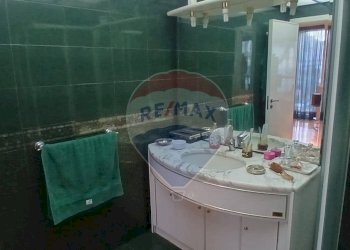 Bagno - Casa semi indipendente Vico Sant' Andrea
 
snc, Taormina - foto 11