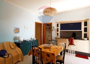 Sala da pranzo - Appartamento CONTRADA SILLEMI
 
4, Letojanni - foto 10