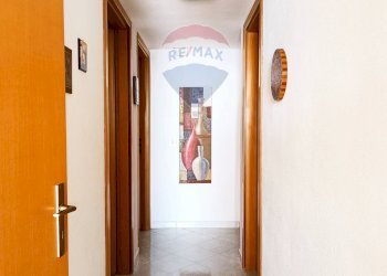 Hall / corridoio - Appartamento CONTRADA SILLEMI
 
4, Letojanni - foto 13