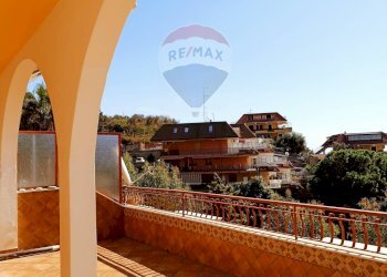 Terrazza - Appartamento CONTRADA SILLEMI
 
4, Letojanni - foto 21