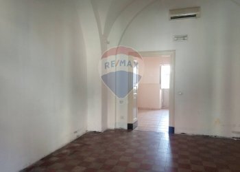 Stanza vuota - Shop Via Umberto
 
95, San Pietro Clarenza - photo 5