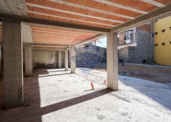 Terrazza - Ufficio Via Pietro Lupo
 
42, Paterno - foto 12