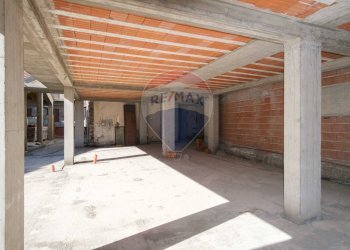 Parcheggio - Ufficio Via Pietro Lupo
 
42, Paterno - foto 18