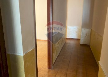 Hall / corridoio - Appartamento Via Giuseppe Garibaldi
 
116, Paterno - foto 9