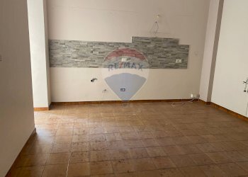 Stanza vuota - Appartamento Via Giuseppe Garibaldi
 
116, Paterno - foto 10