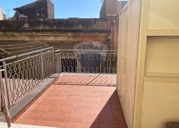 Balcone - Appartamento Via Giuseppe Garibaldi
 
116, Paterno - foto 11