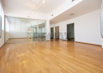 Stanza vuota - Ufficio VIA MATTEOTTI
 
66, Cinisello Balsamo - foto 3