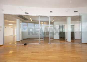 Stanza vuota - Ufficio VIA MATTEOTTI
 
66, Cinisello Balsamo - foto 13