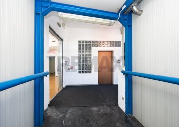 Hall / corridoio - Ufficio VIA MATTEOTTI
 
66, Cinisello Balsamo - foto 46