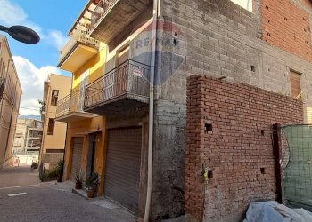 Casa all\'aperto - Casa semi indipendente via croce
 
13, Gaggi - foto 4