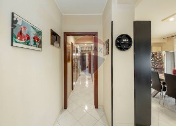 Hall / corridoio - Appartamento Via Giovanni Giolitti
 
10, Gravina di Catania - foto 8