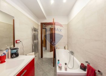 Bagno - Appartamento Via Giovanni Giolitti
 
10, Gravina di Catania - foto 22