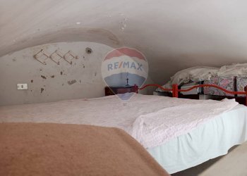 Camera / camera da letto - Casa indipendente Vico Vinella
 
9, Monte Sant'Angelo - foto 6