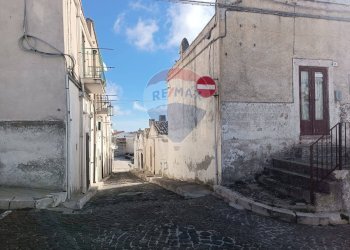 Edificio all\'aperto - Casa indipendente Vico Vinella
 
9, Monte Sant'Angelo - foto 15