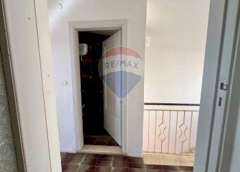 Hall / corridoio - Casa indipendente Via Botteghe
 
43, San Potito Sannitico - foto 56