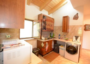 Cucina - Appartamento via Monmartino
 
6, Pallare - foto 5