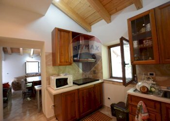 Cucina - Appartamento via Monmartino
 
6, Pallare - foto 8