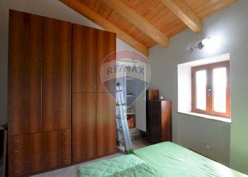 Camera / camera da letto - Appartamento via Monmartino
 
6, Pallare - foto 19