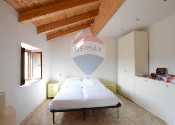 Camera / camera da letto - Appartamento via Monmartino
 
6, Pallare - foto 23