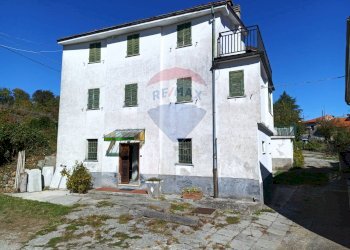 Casa all\'aperto - Casa semi indipendente Via delle scuole
 
8, Roccavignale - foto 2