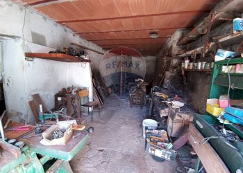 Dispensa di stoccaggio - Casa semi indipendente Via delle scuole
 
8, Roccavignale - foto 15