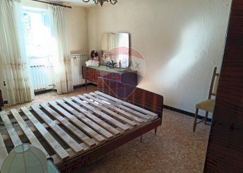 Camera / camera da letto - Casa semi indipendente Via delle scuole
 
8, Roccavignale - foto 23