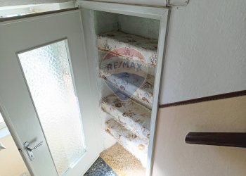 Dettagli - Casa semi indipendente Via delle scuole
 
8, Roccavignale - foto 32