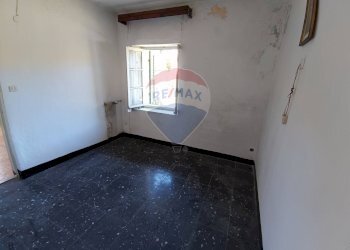 Stanza vuota - Casa semi indipendente Via delle scuole
 
8, Roccavignale - foto 48