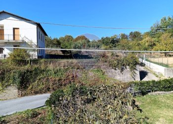 Giardino - Casa semi indipendente Via delle scuole
 
8, Roccavignale - foto 49