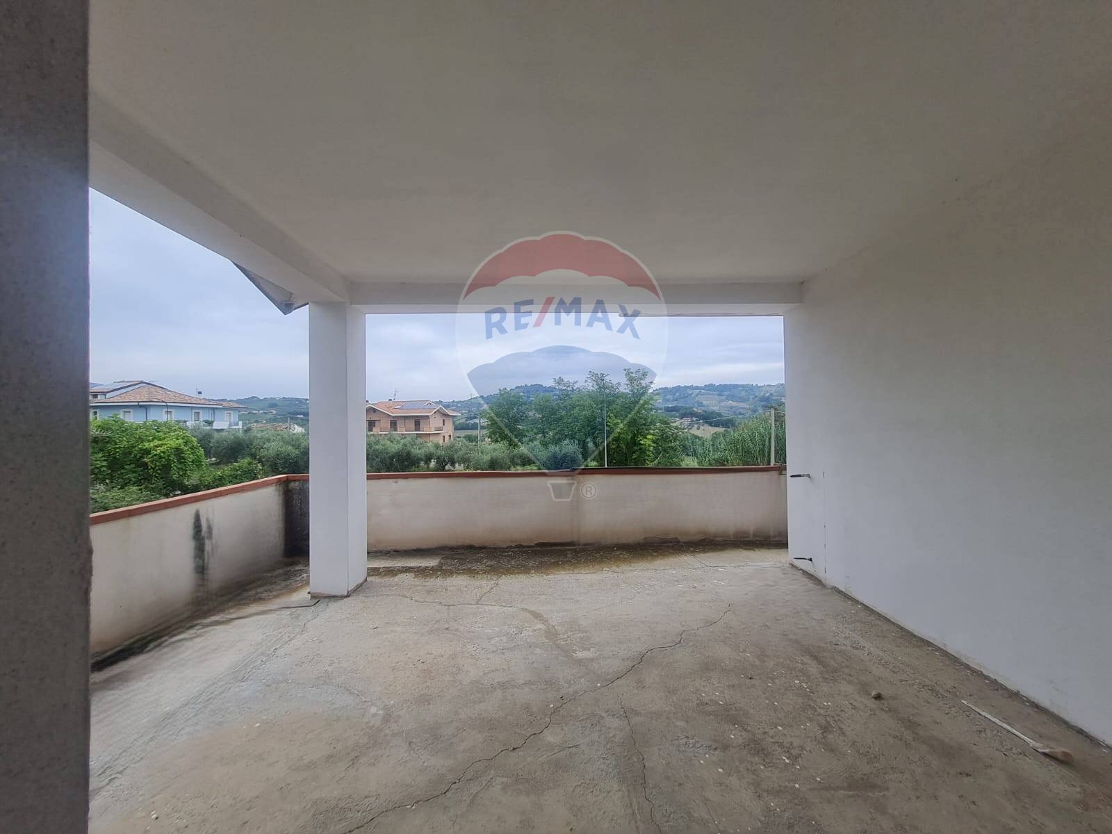 Terrazza - Independent house val di foro
 
86, Casacanditella - photo 3