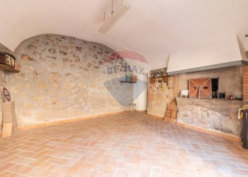 Stanza vuota - Box Via Montebello
 
27, Ischia di Castro - foto 4